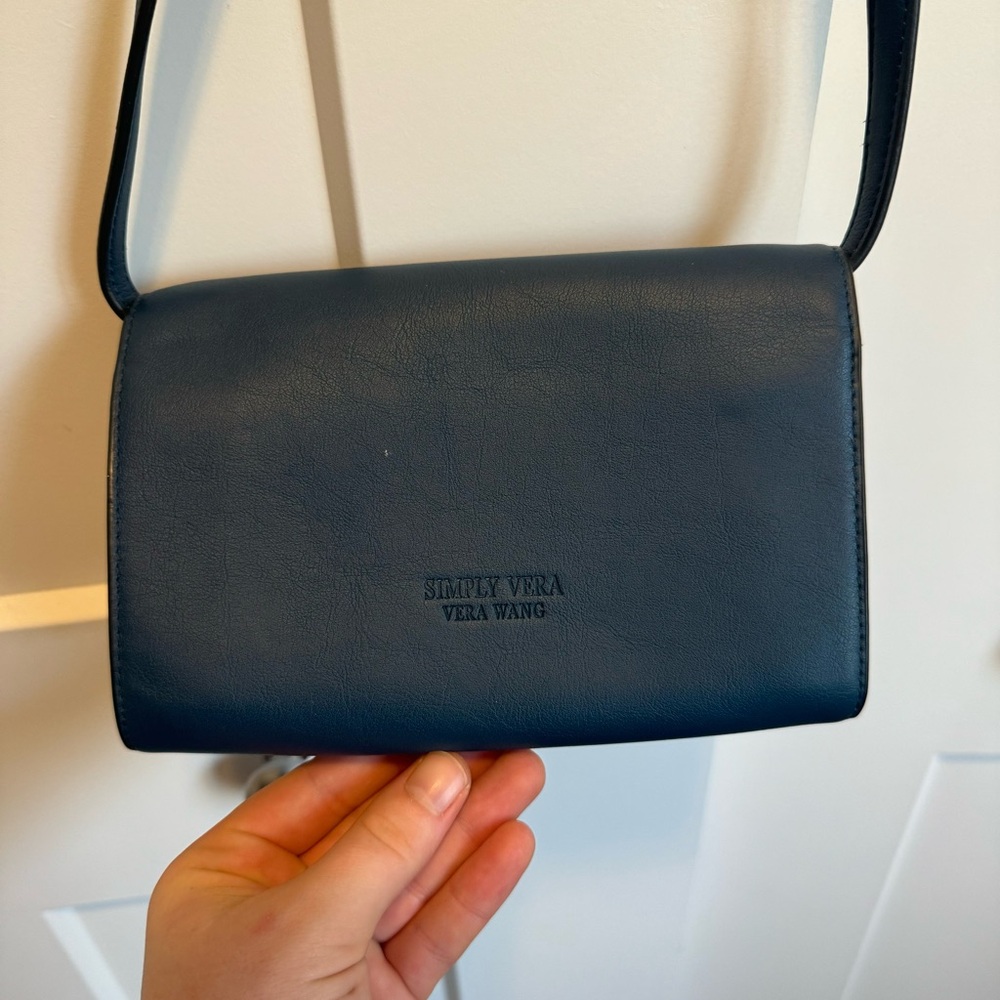 Simply Vera Vera Wang Dark Blue Crossbody Small Purse - Picture 8 of 12